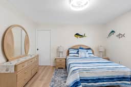 Joe's Beach House | Walk to IRB | Family Friendly - Image 5