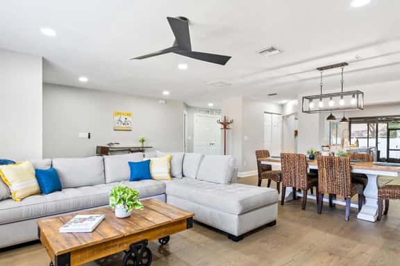 Florida Haven 4/2.5 Pet Friendly Home! Book Now! - Image 1