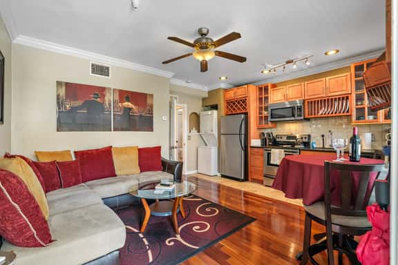 Romance in the City! · 1 Bdrm Condo in the Heart of DTSP! - Image 1