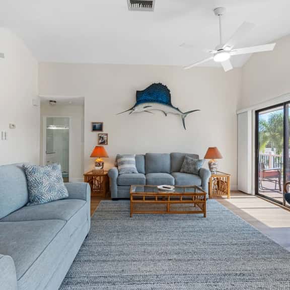 Joe's Beach House | Walk to IRB | Family Friendly - Image 1