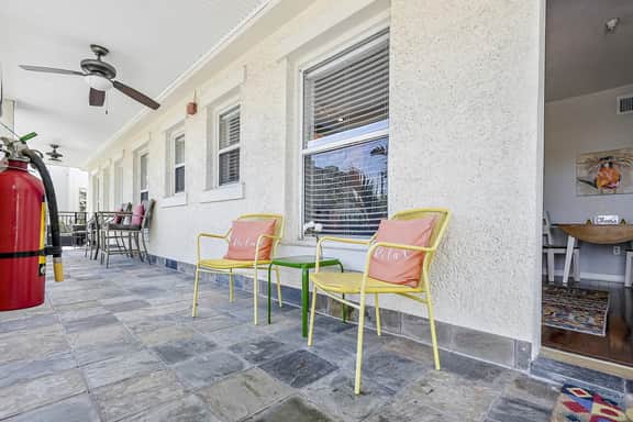 Itz a Vibe! 1 Bdrm Condo With W/D - Image 4